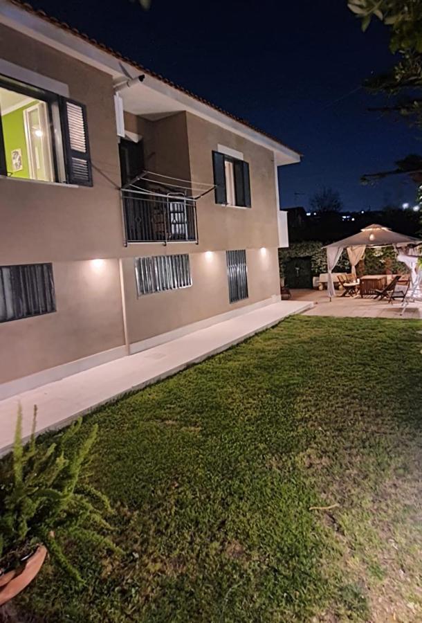 La Casa Di Barry Acomodação com café da manhã Pozzuoli Exterior foto